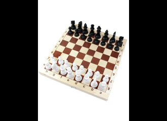 Шахматы пластмассовые в деревянной упаковке (поле 29см х 29см)