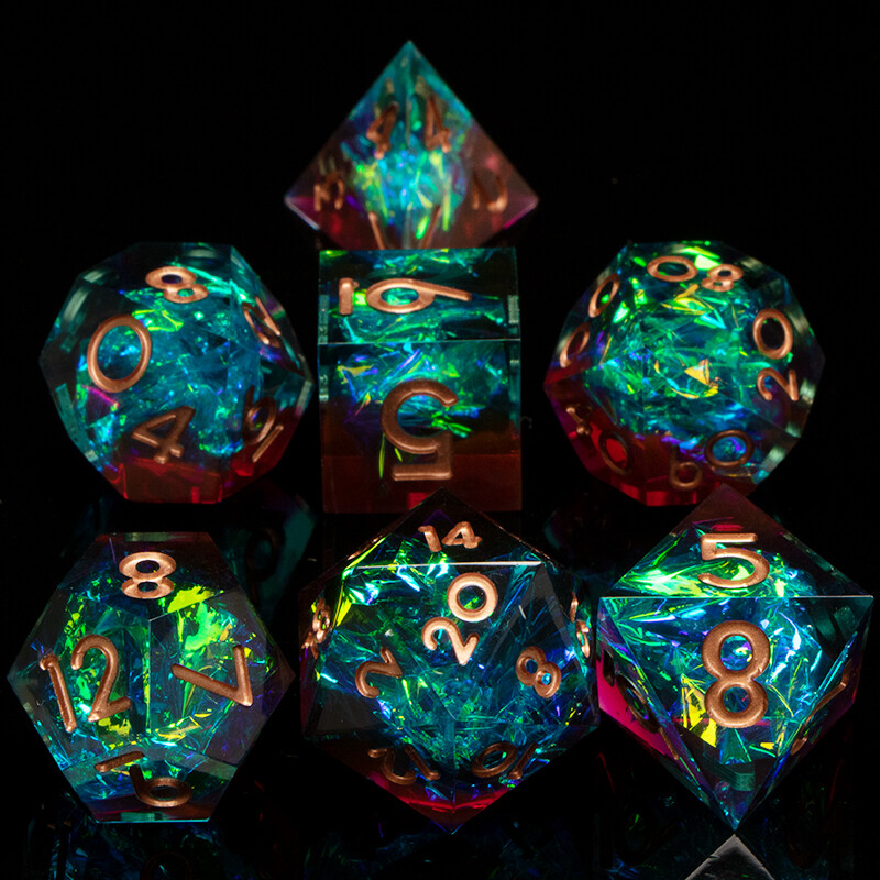 Набор кубиков для RPG 7 шт.  прозрачные голубой с красным с фольгой (острые грани)