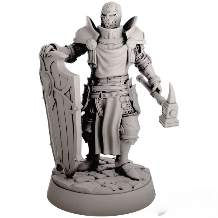 Миниатюра "Бронированный паладин"