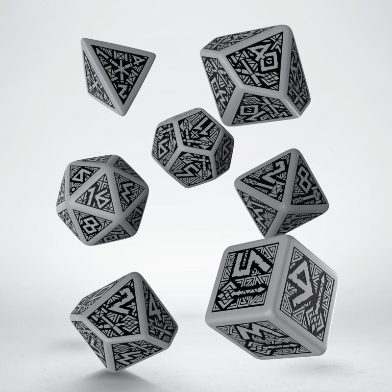Набор кубиков Dwarven Gray & black Dice Set (7)