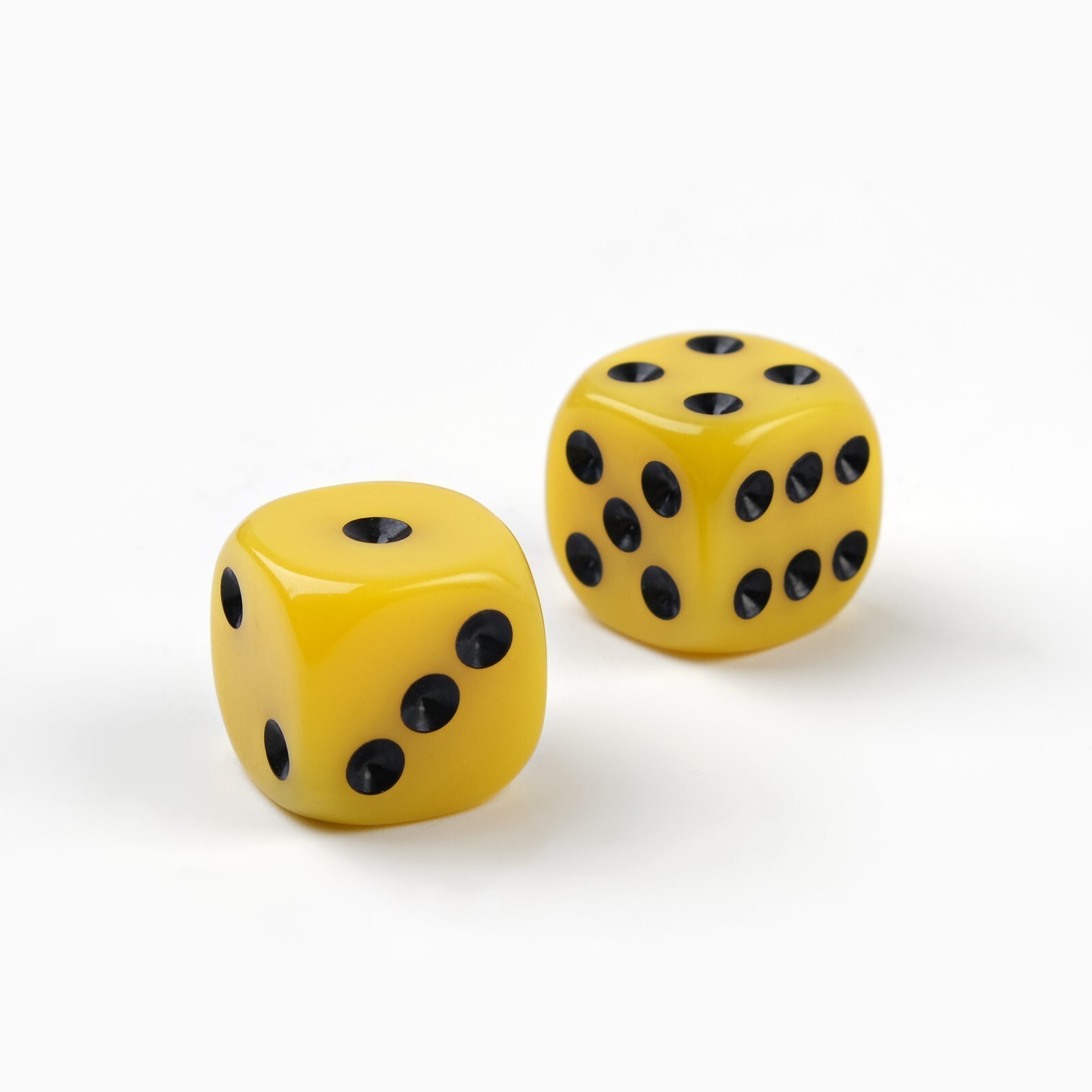 Набор кубиков D6 "Время игры" 2 шт желтые